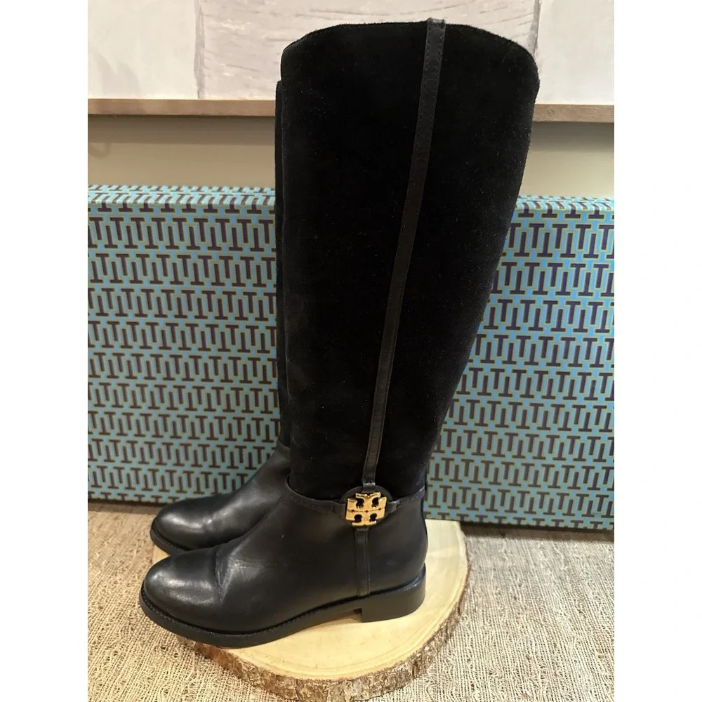 TORY‎ BURCH Miller Knee Riding Boot GOLD LOGO LEATHER SUEDE BLACK Sz-7.5 550$